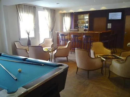 Hotel B1